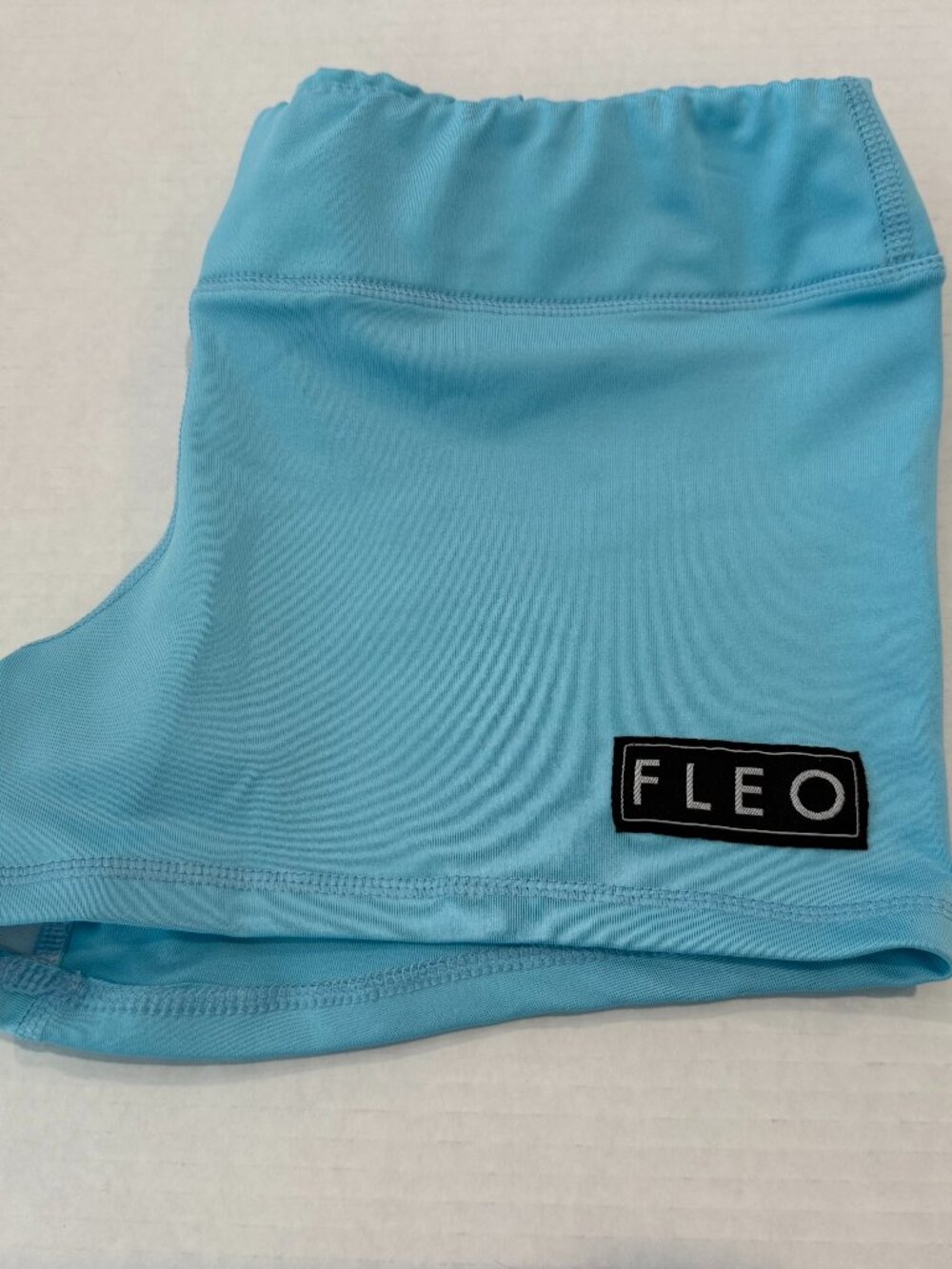 FLEO Athletic Shorts Large Ice Blue 2.5” Inseam